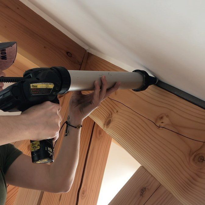 Albion E12S20 12v Cordless Sausage Gun with Charger and Battery - Image 2